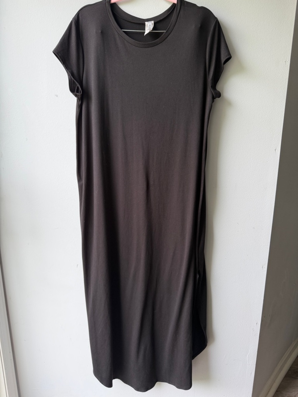 Acting Pro Black Maxi Tee Dress - Picture 3 of 3